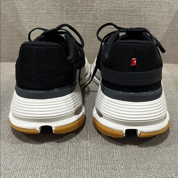 On Women's Cloudnova Form 2 Running Sneakers Size 9.5 - Picture 8 of 10